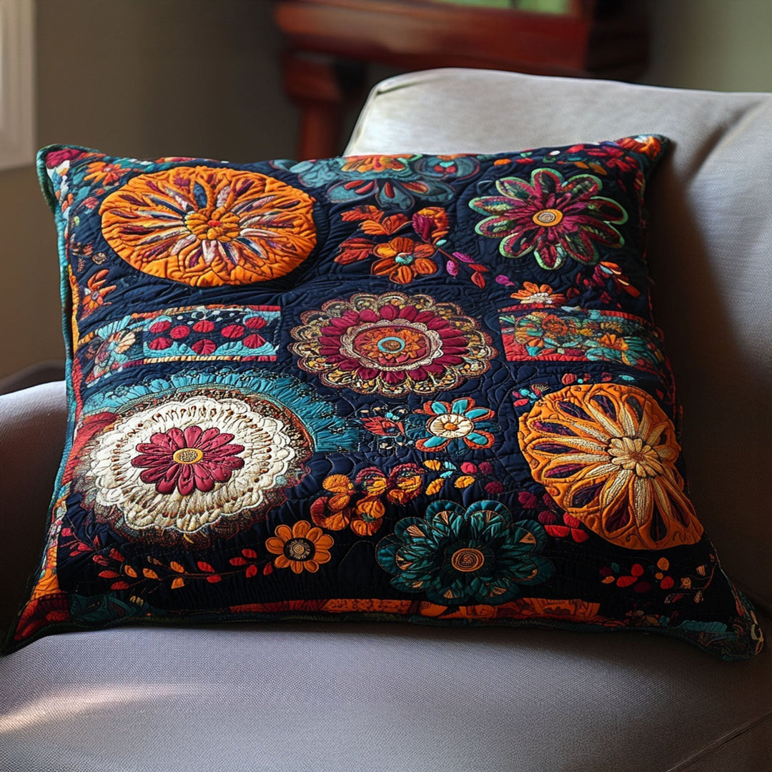 Quiltad kuddfodral med bohemisk trädgård NCU0PT7481