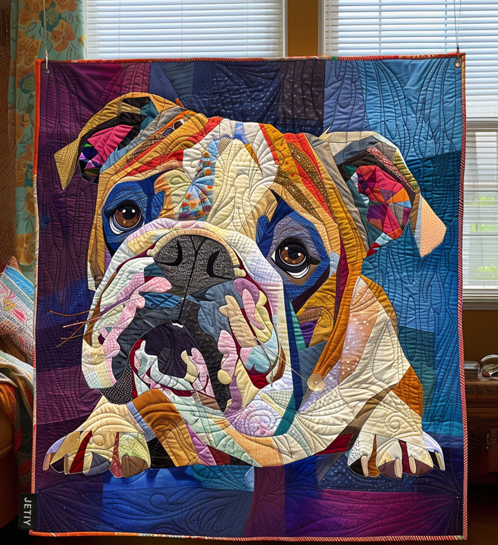 Bekväm Bulldog Quiltad Filt NCU0DV1453
